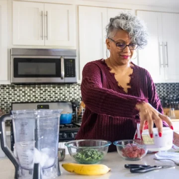 Cancer Diet: Foods to Add and Avoid During Cancer Treatment